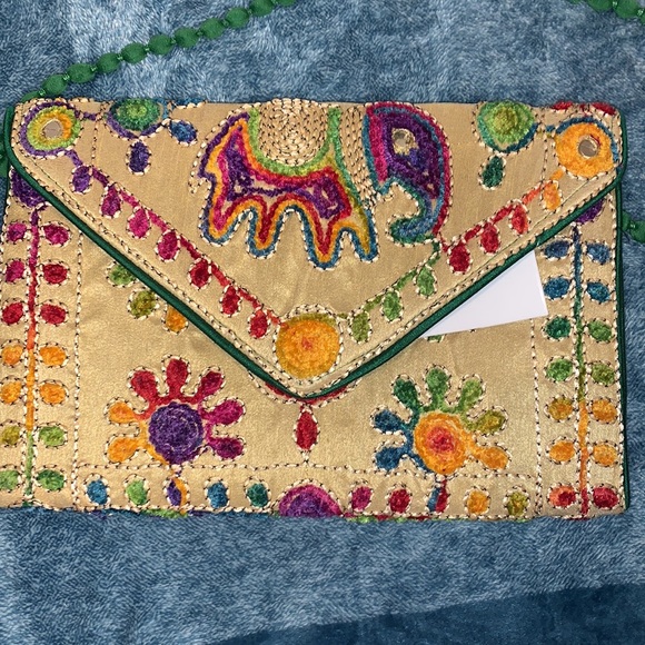Rainbow elephant embroidered envelope clutch - Picture 2 of 7